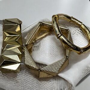 🔥 3 Goldtone Stretch Bracelets